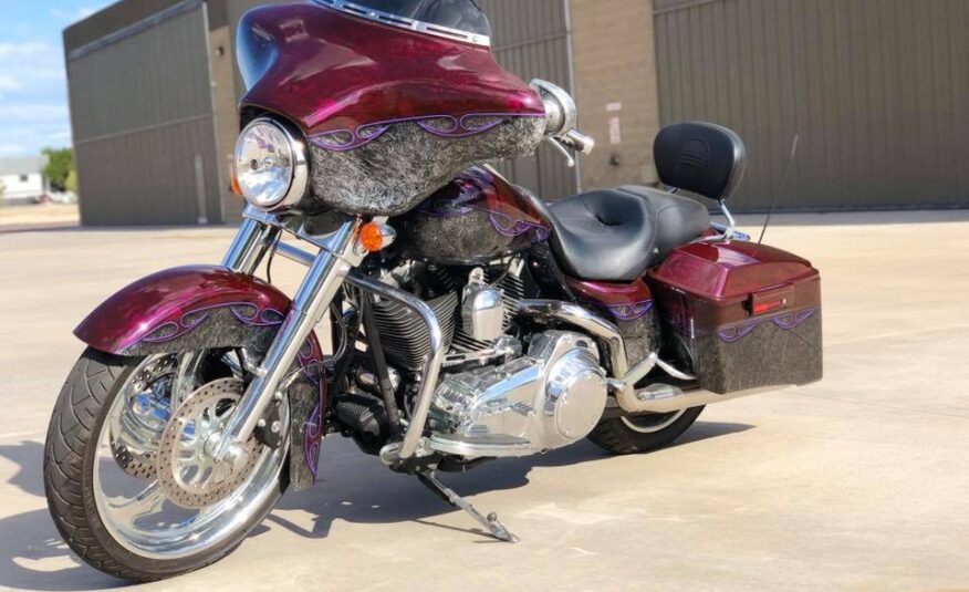 2008 Harley Davidson FLHX