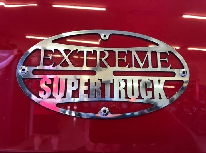 Freightliner M2-Business Class Super Extreme Truck