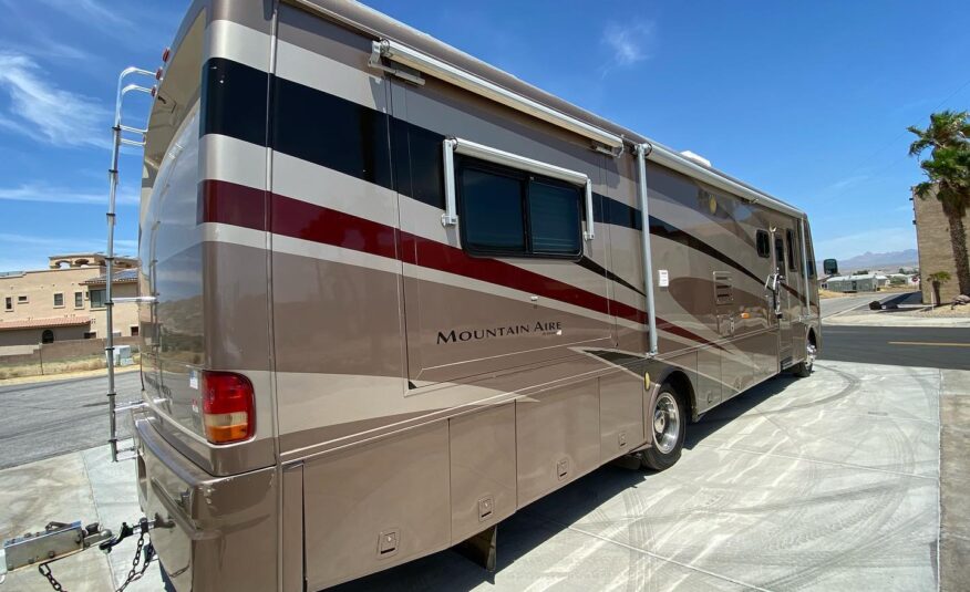 2002 37′ Mountain Aire 3778