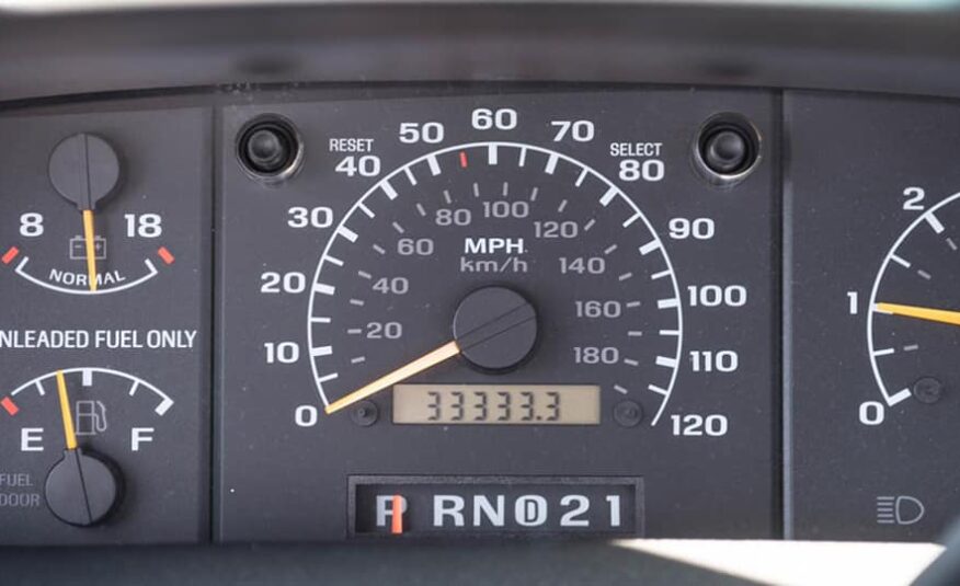 1993 RED FORD LIGHTNING ( 33,000 miles )