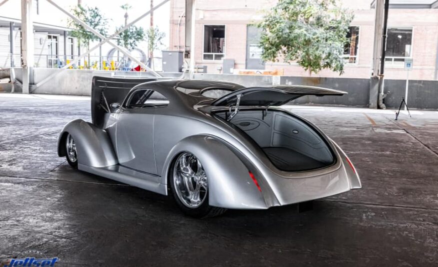 1937 OZE Ford Coupe