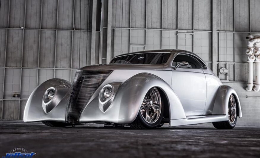 1937 OZE Ford Coupe